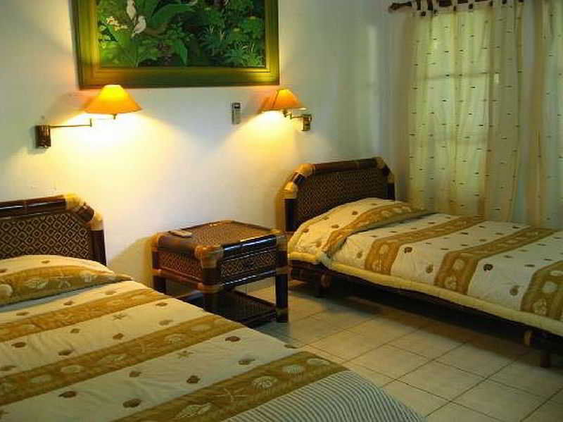 Flamboyan Hotel Kuta Lombok Exterior foto