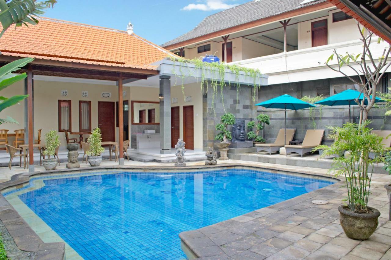 Flamboyan Hotel Kuta Lombok Exterior foto